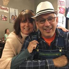 How to secure the hitch cover