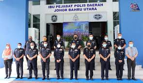 Johor bahru malaysia terletak di 7254.86 km barat laut dari mekah. Jb Tracer Johor Bahru Traffic Crime Community Service Report Public Group Facebook