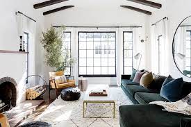 Inside A Gorgeous Cali Cool Home That Will Make Your Jaw Drop Farm House Living Room Living Room Designs Rugs In Living Room