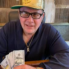 Should I start an independent dumpster rental business or buy a franchise  in Texas?