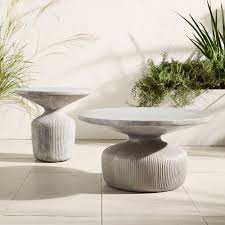 The delano drum coffee table makes a statement with its gracious size and sophisticated form. Tambor Concrete Outdoor Drum Coffee Table Side Table Set