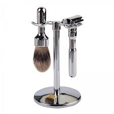 It was only used a. Merkur Futur 700 Shaving Set Polished Chrome Gents