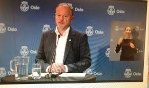 Nå varsler byrådsleder raymond johansen et normalt hovedstadsliv i august eller september på en pressekonferanse onsdag fortalte johansen at byrådet i oslo har bestemt seg for å dele opp trinn to. Raymond Johansen Vil Ha Digital Undervisning Pa Alle Dei Hogare Studiestadene I Oslo Uniforum