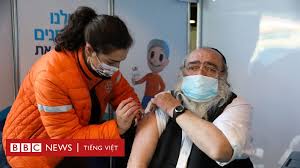 It typically takes a few weeks after vaccination for the body to build protection (immunity) against the virus. Covid 19 Israel Ä'a Tiem Vaccine Cho 12 Dan Dáº«n Ä'áº§u Tháº¿ Giá»›i Bbc News Tiáº¿ng Viá»‡t