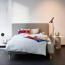 I am moving into an apartment in a few weeks, and i'm looking for a futon for it. Pesaro Polsterbett Grosse Option 1 Farbe Hellgrau