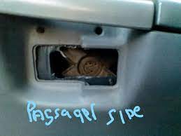 They lock then instantly unlock as some is telling them the door is ajar comment. 2000 Ford Explorer Doors Not Locking Unlocking From Exterior Properly Carcomplaints Com