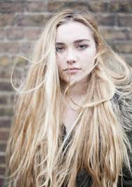 So when she dyed her hair red for the 2011 film hick, many were shocked. Florence Pugh Florence Pugh Florence Actresses