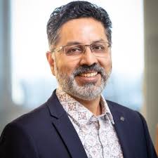 After two incredible years at London Business School, I am glad to be back  at Kearney.