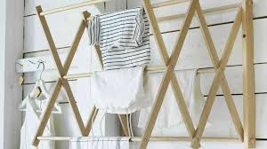 Waschestander Fur Die Wand 7 Stylische Platzsparende Ideen In 2020 Kleine Wohnung Platzsparend Einrichten Wohnung Platzsparend Platz Sparen