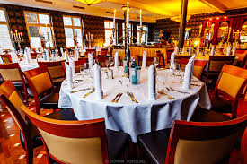 Das traumhafte carolaschlösschen liegt in einer der schönsten parkanlagen dresdens, dem großen garten. Carolaschlosschen Gourmet Classic