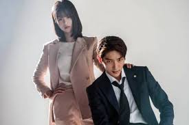 The bad guys were powerful men and women who knew how to bend the rules and they killed her. Lawless Lawyer ë¬´ë²ë³í¸ì¬ Jae Ha Kim