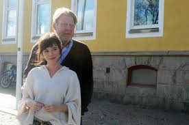 Min pappa marianne är en svensk dramakomedifilm från 2020. Rolf Lassgard Rollen Som Marianne Ar En Jatteutmaning Moviezine