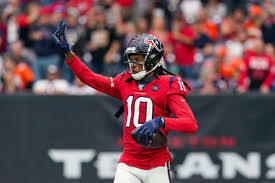 Latest on wr deandre hopkins including news, stats, videos, highlights and more on nfl.com. Deandre Hopkins Is No 8 In Nfl Network S Top 100 Nfl Players List Of 2020 Revenge Of The Birds