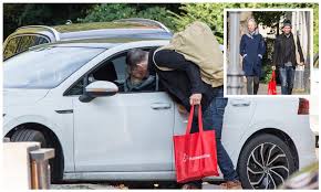 Keanu and alexandra, 46, have been friends for a number of years; Keanu Reeves Was Spotted Kissing Alexandra Grant Pic