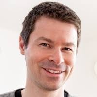 90+ "Robert Auer" profiles