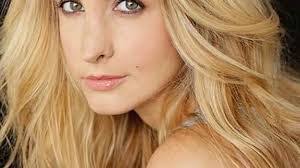 Elena Torres's Instagram, Twitter & Facebook