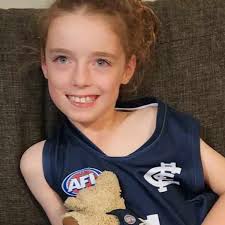 Medulloblastoma: Eight-year-old Evie Minnis went to hospital with a  headache. She didn't go home for 343 days