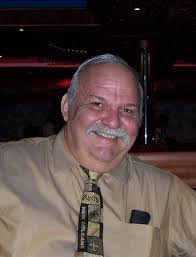 Russell Benton's Instagram, Twitter & Facebook