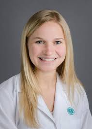 Tracy Totten's Instagram, Twitter & Facebook