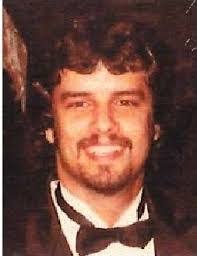 Jeffrey Pitcher's Instagram, Twitter & Facebook