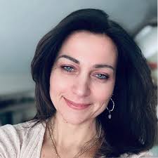 Vivienne CN Lorijn, MA MSW LICSW EMDR Email & Phone Number