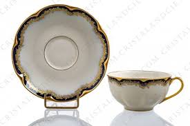 Tasse A The Bleu De Four Et Or Par Haviland En 2020 Tasse De The The Bleu Cookies Et Biscuits