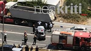 Θανατηφόρο τροχαίο με νεκρούς 38χρονη μάνα και το 2 ετών κοριτσάκι της. Sobaro Troxaio Sthn Hrakleioy Moirwn Egklwbisthke Oikogeneia Krhth Nea Krhth