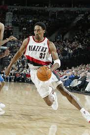 Second is widescreen scottie pippen wallpaper… there's picture of pippen with big letters inscription in front, and blurry silhouette of city in background… wallpaper was made by silja93… Scottie Pippen Of The Portland Trail Blazers Drives Against The Picture Id1855603 409 612 Scottie Pippen Nba Legends Nba Stars