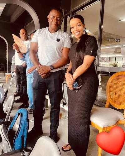 Our favourite General Mkhwanazi and his beautiful wife 😍💚🔥