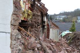 Viele leute wissen nicht, was man darf und was man im haus nicht machen darf. Streit In Gerolstein Michelbach Eskaliert Vermieter Reisst Haus Halb Ab
