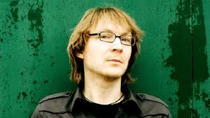 Karin Ramirez Raunigg, Autor en Nación Rock