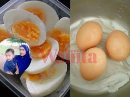 Setelah itu, goreng sampai sedikit berkulit. Wanita Ini Kongsi Cara Rebus Telur Paling Senang Guna Periuk Elektrik Tisu Dapur Je Mingguan Wanita