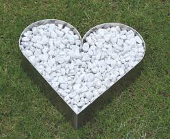 Edelstahl Herz Garten Beeteinfassung Friedhof 1 5 Mm 100 Mm Hoch Schwere Ausf Ebay Beeteinfassung Edelstahl Grabbepflanzung