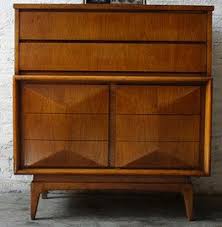 Dark color metal accents & hardware. United Triple Diamond Front 6 Drawer Highboy Dresser Etsy Vintage Furniture Design Wood Facade Wood Veneer