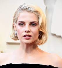 Old hollywood giant roller waves 15 Of The Best Short Hairstyles From The 2019 Oscars