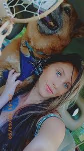 Vickie Kinder's Instagram, Twitter & Facebook