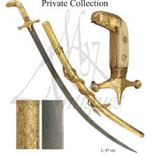 A Saudi Sword With Watered Steel Blade Coverd By Pure Gold Early 19th Century سيف سعودي مغلف بالذهب بنصل من ا Indian Sword Medieval Armor Swords And Daggers