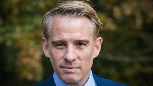 Art rooijakkers (born 29 august 1976) is a dutch television presenter. Art Rooijakkers Vader Van Tweeling Puk En Keesje Omroep Brabant
