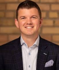 Real Estate Agents in 55104