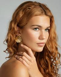 NOW REPRESENTING ALYSSA @ko.taly . . . #model #freshface #beauty #style  #DragonFly #AlyssaTowning