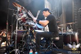 Slayer S Dave Lombardo Shooting Spree Con Imagenes Bateristas Musica Evolucion Alissa white gluz 2020 wzrost: pinterest
