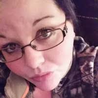 Jessica Bolding's Instagram, Twitter & Facebook