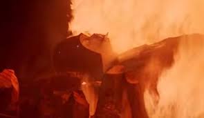 The Darth Vader Yule Log Is Here To Make Christmas Bright Darth Vader Yule Log Yule