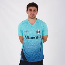 Check spelling or type a new query. Camisa Umbro Gremio Treino 2020 Celeste E Preta Futfanatics