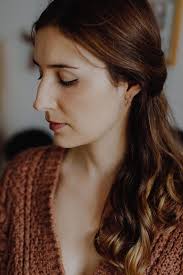 petites créoles plaquées or avec mini billes