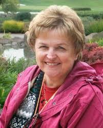 Dee Dawson's Instagram, Twitter & Facebook