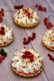 Tarte Aux Groseilles Meringuee Amandine Cooking En 2020 Tarte Aux Groseilles Tarte Aux Groseilles Meringuee Recette Groseille