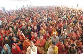 Shiv Mahapuran broke the records of all religious events like miniature  Kumbh शिव महापुराण ने तोड़े सभी धार्मिक आयोजन के रिकार्ड, जैसे हिलोरें  मारता लघु कुंभ - Ghamasan News