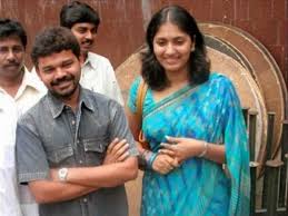 Jhansi Anchor Wiki Age Husband Family Children Biography More Wikibio It is well known that jogi naidu married popular tv anchor and actress jhansi. jhansi anchor wiki age husband