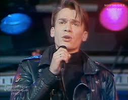 Version collector cd+dvd aime la vie en édition limitée disponible : Nostalgies 60 70 80 Florent Pagny N Importe Quoi 1987 Facebook